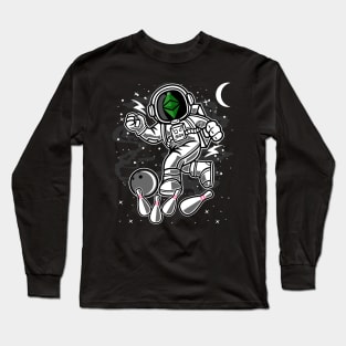 Astronaut Bowling Ethereum Classic ETH Coin To The Moon Crypto Token Cryptocurrency Blockchain Wallet Birthday Gift For Men Women Kids Long Sleeve T-Shirt